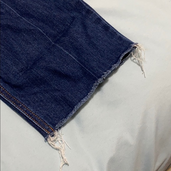 Old Navy straight leg ankle jeans - Picture 3 of 3